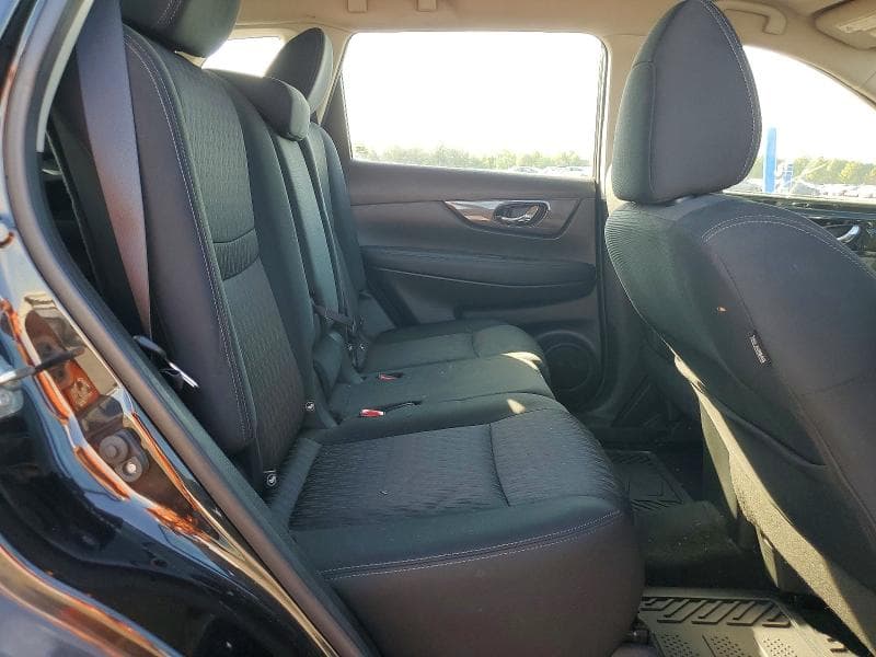 2017 NISSAN ROGUE S 11