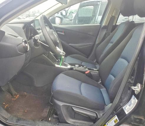 2019 TOYOTA YARIS LE 7