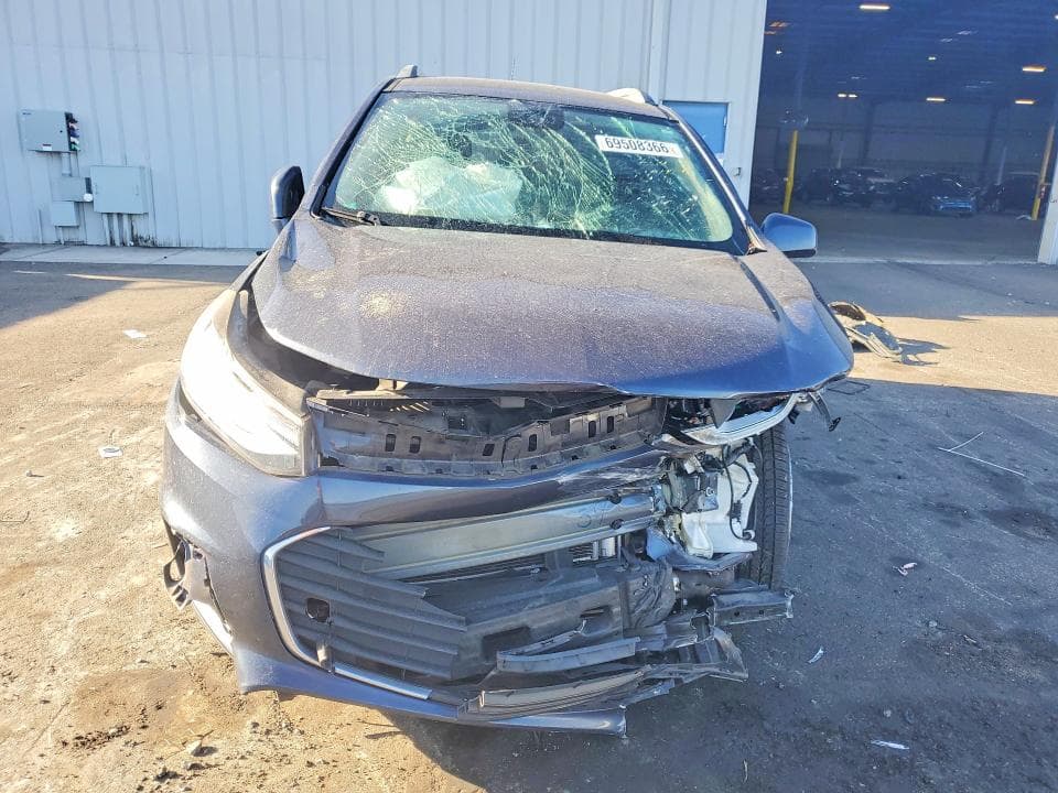 2019 CHEVROLET TRAX 1LT 5