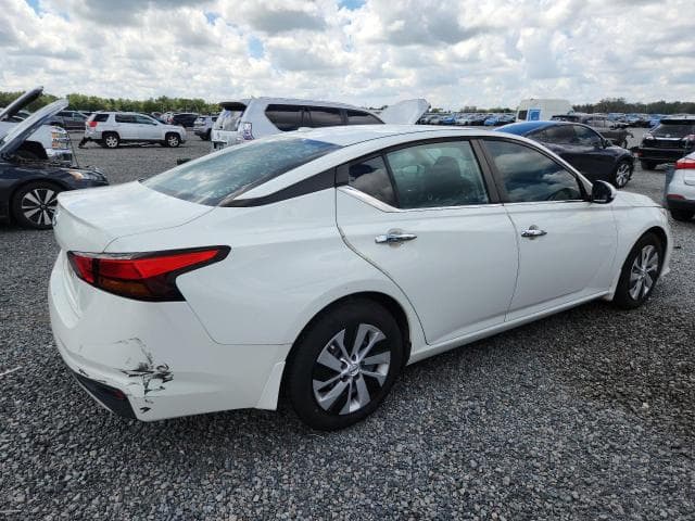 2019 NISSAN ALTIMA S 3