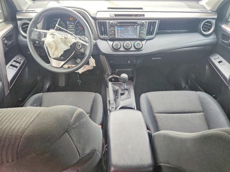 2018 TOYOTA RAV4 LE 8