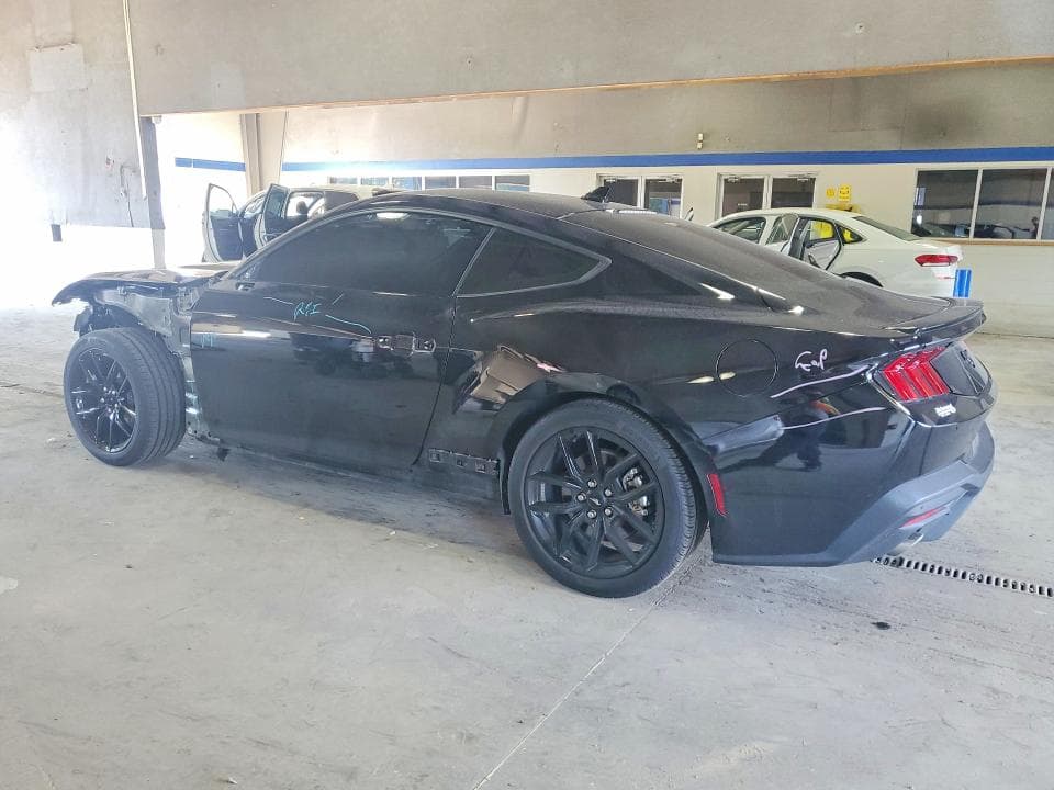 2025 FORD MUSTANG 2