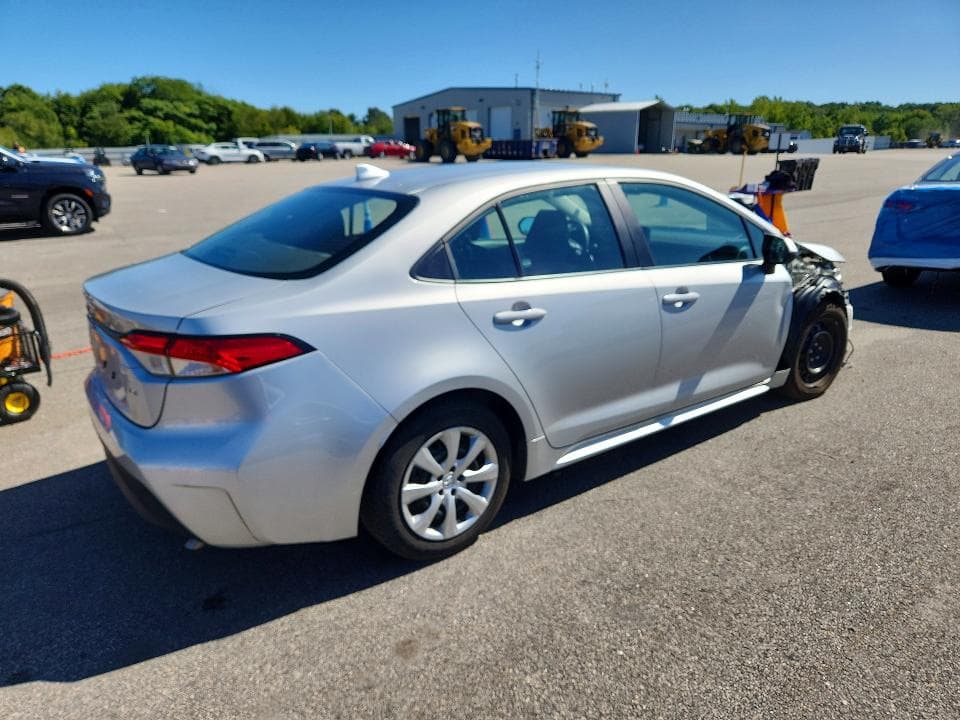 2025 TOYOTA COROLLA LE 3