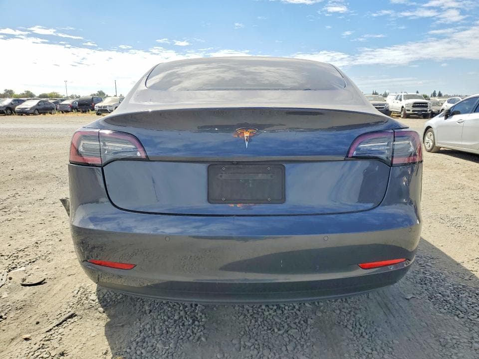 2022 TESLA MODEL 3 6