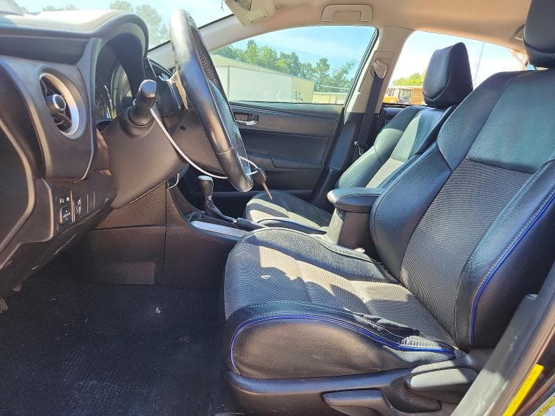 2017 TOYOTA COROLLA SE 7