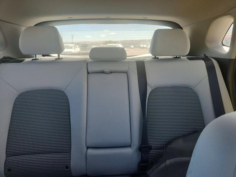 2022 HYUNDAI KONA SE 10