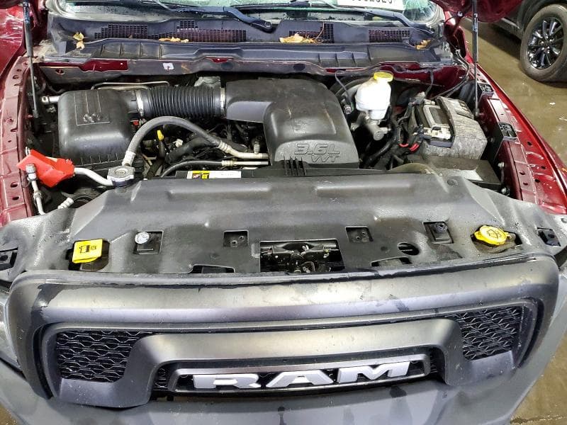 2019 RAM 1500 CLASSIC SLT 11