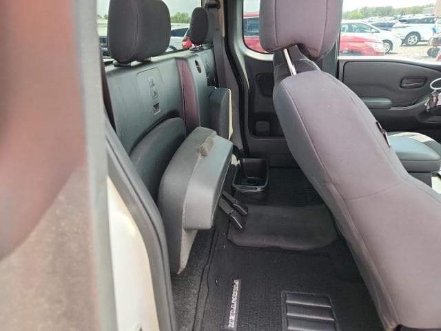 2022 NISSAN FRONTIER S 10