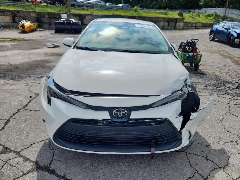 2023 TOYOTA COROLLA LE 5
