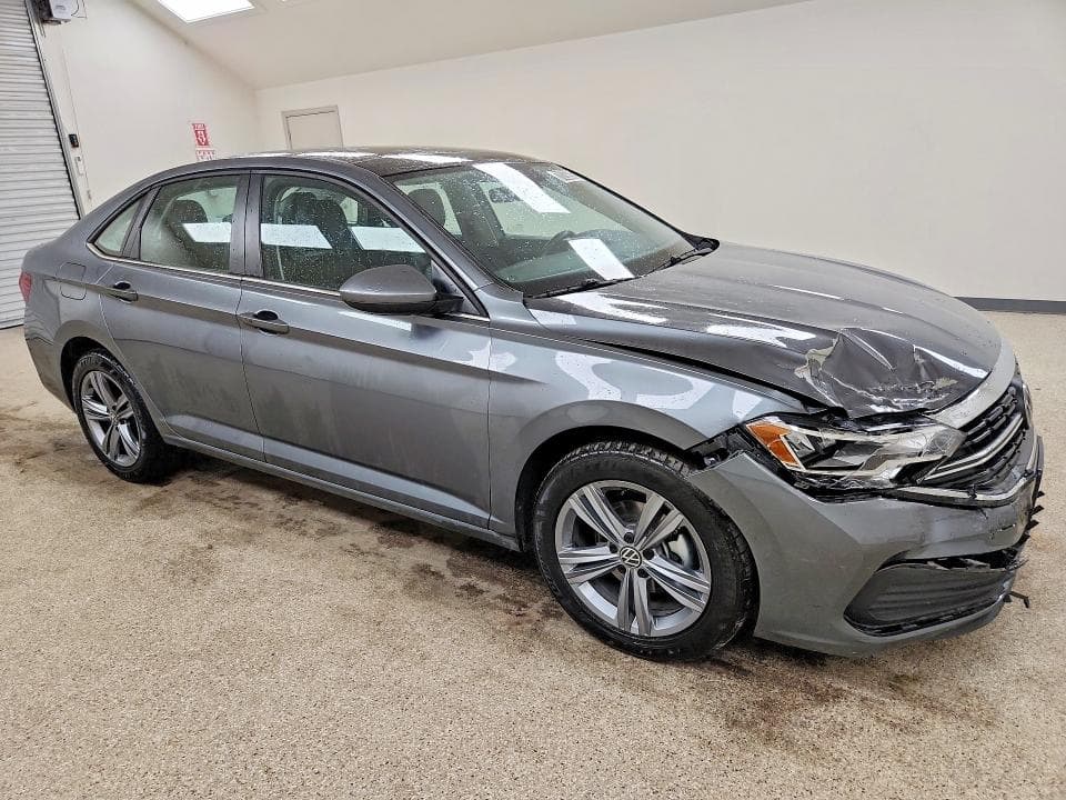 2024 VOLKSWAGEN JETTA SE 4