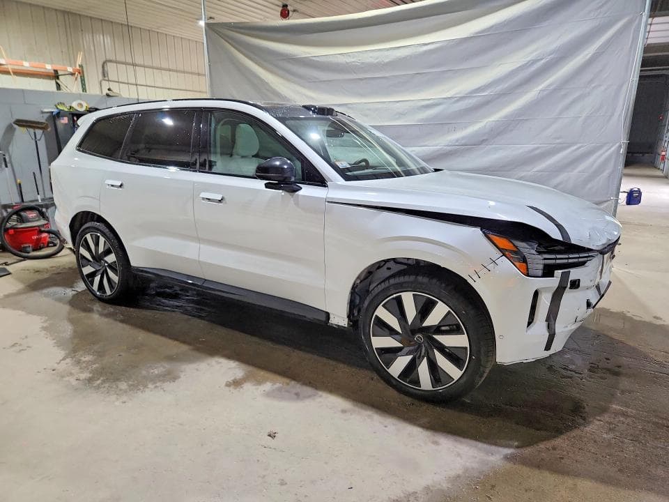 2025 VOLVO EX90 PLUS 4
