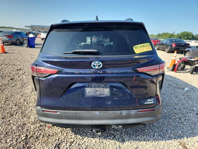 2021 TOYOTA SIENNA XLE 6