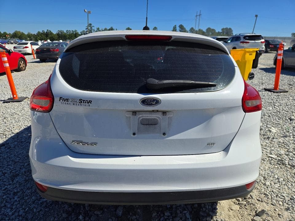 2018 FORD FOCUS SE 6