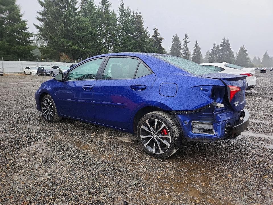 2017 TOYOTA COROLLA SE 2