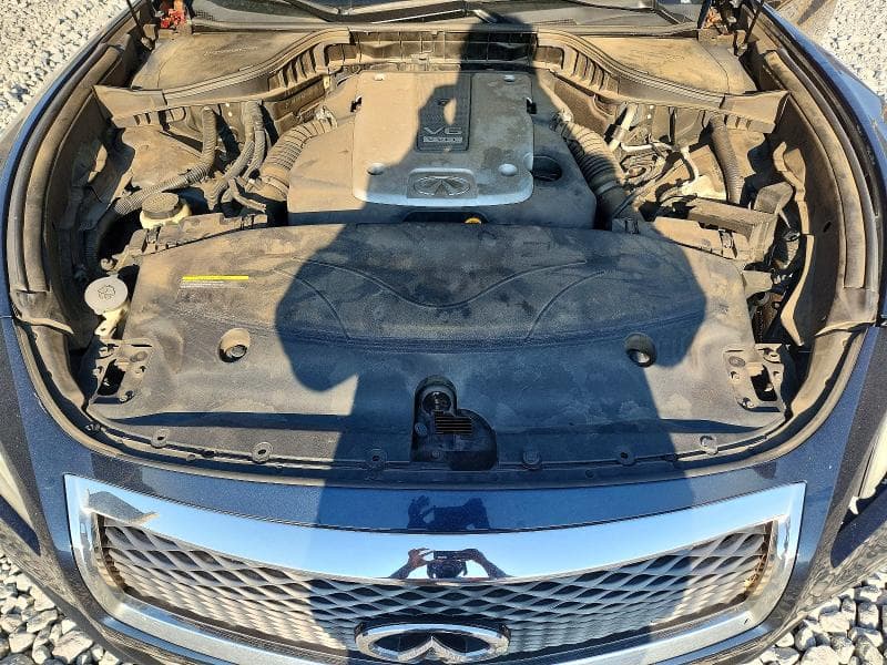 2018 INFINITI Q70 3.7 LUXE 11