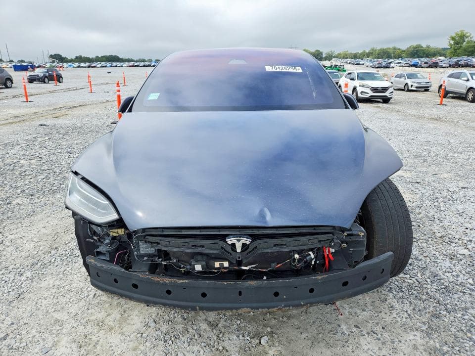 2018 TESLA MODEL X 5