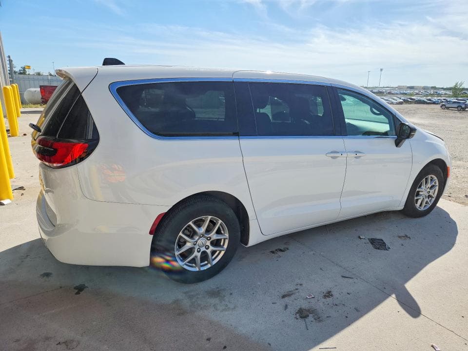 2026 CHRYSLER PACIFICA SELECT 3