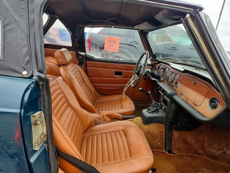 1974 TRIUMPH CAR TR6 10