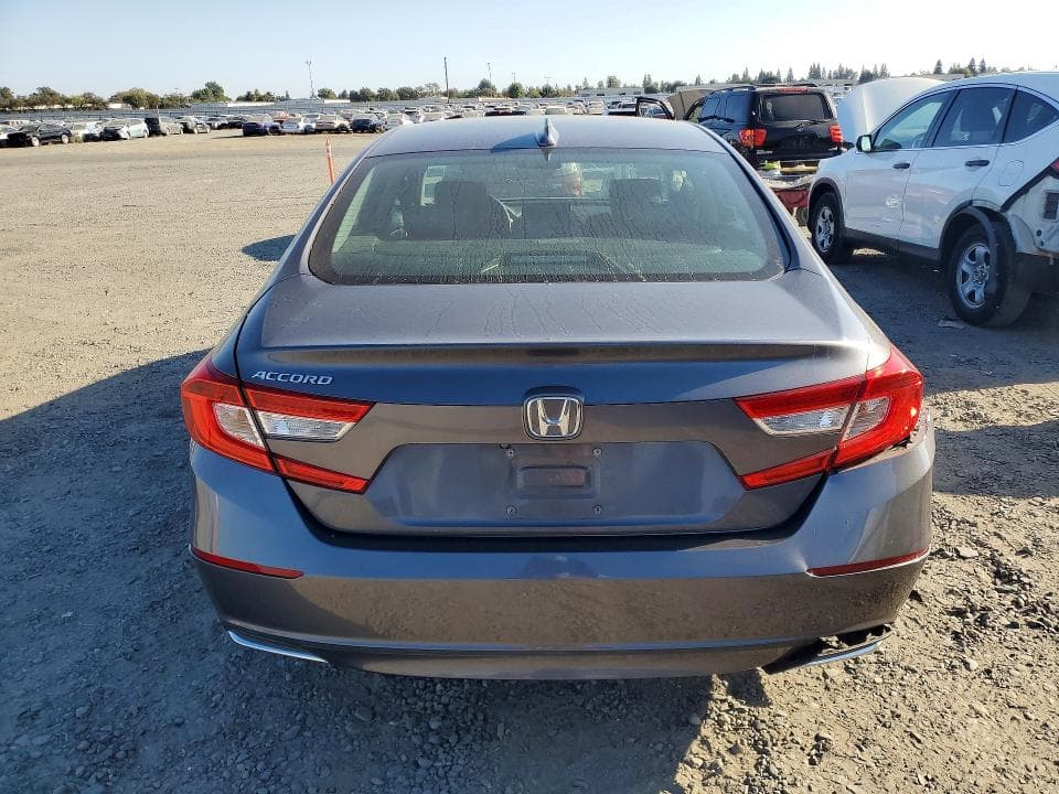 2018 HONDA ACCORD EX 6