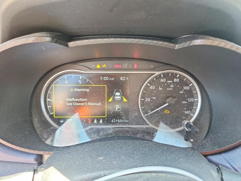 2024 NISSAN VERSA SV 9