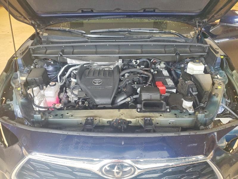 2023 TOYOTA HIGHLANDER PLATINUM 12