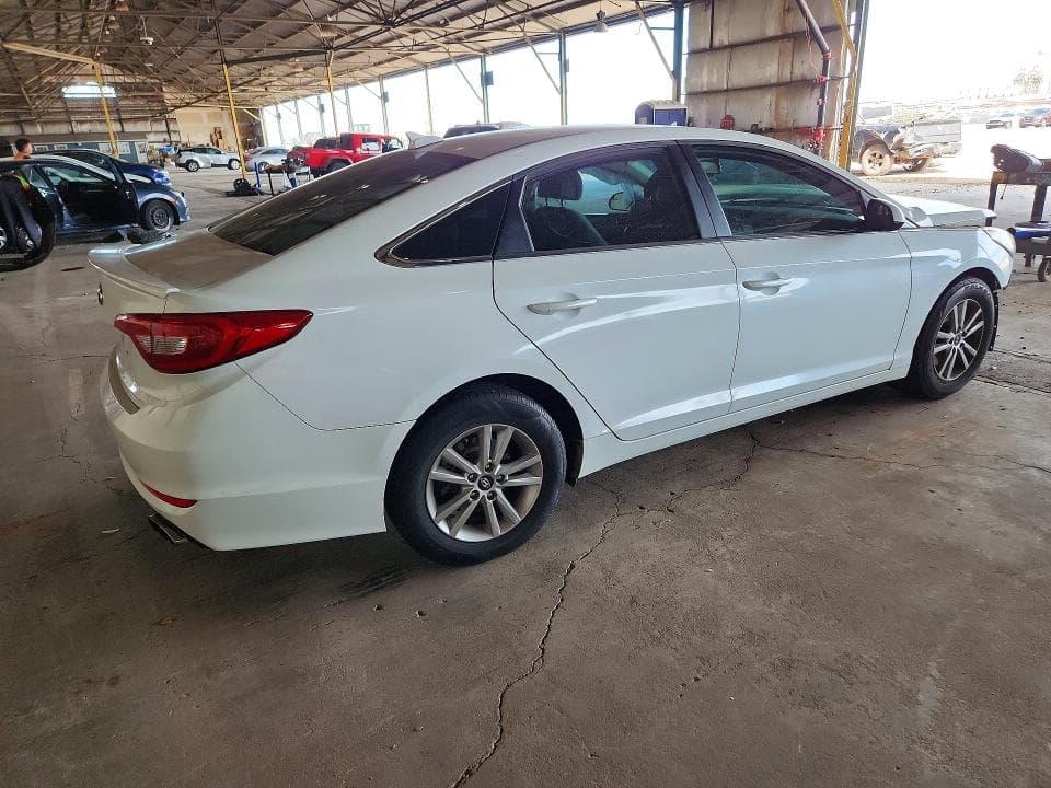 2017 HYUNDAI SONATA SE 3