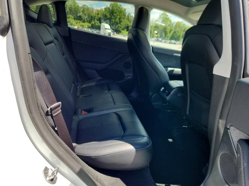 2024 TESLA MODEL Y 10