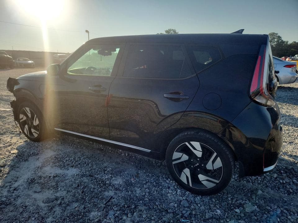 2023 KIA SOUL GT LINE 2