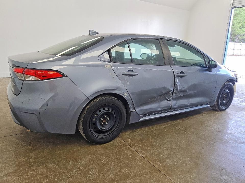 2021 TOYOTA COROLLA LE 3