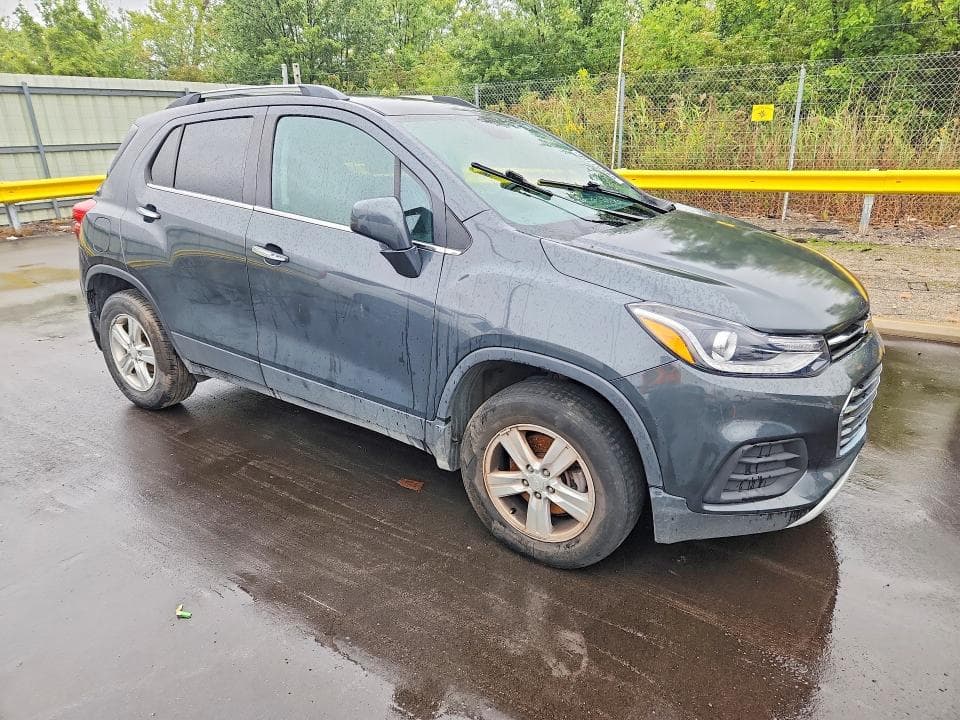 2018 CHEVROLET TRAX 1LT 4