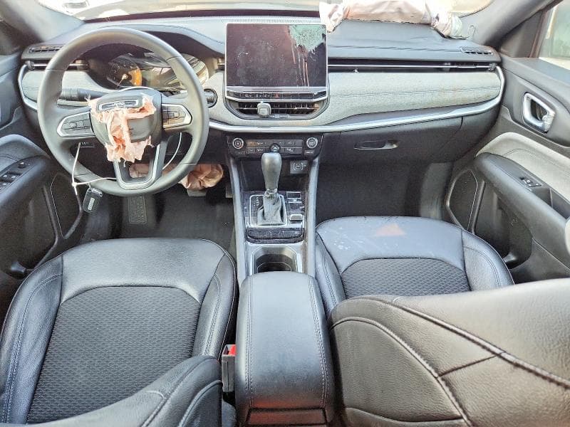 2024 JEEP COMPASS LATITUDE 8