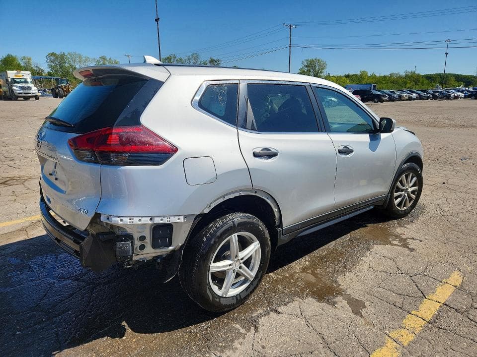 2019 NISSAN ROGUE S 3