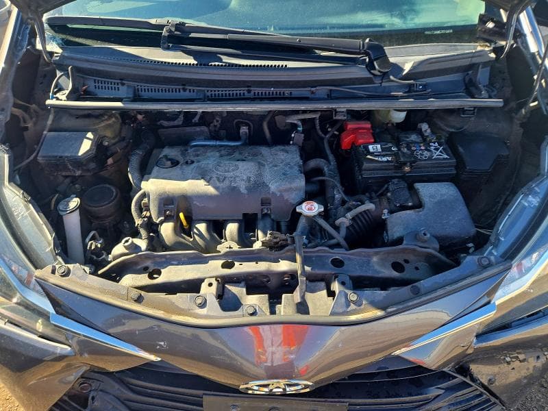 2018 TOYOTA YARIS L 11