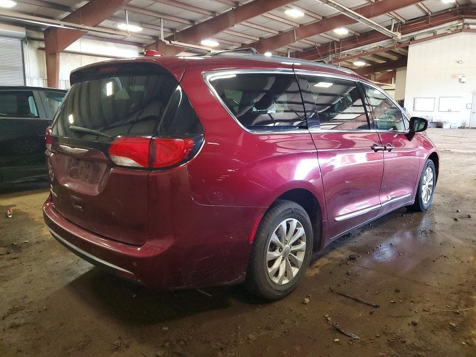 2017 CHRYSLER PACIFICA TOURING L 3