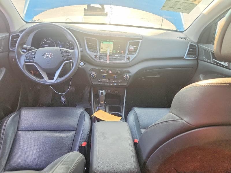 2017 HYUNDAI TUCSON SE PLUS 8