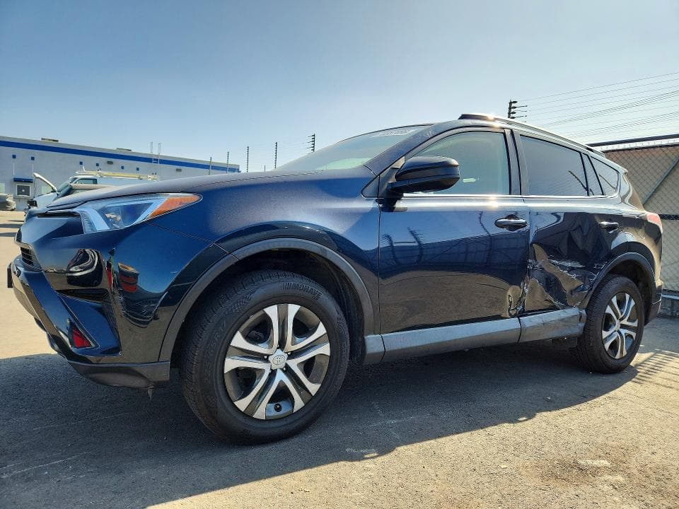2018 TOYOTA RAV4 LE