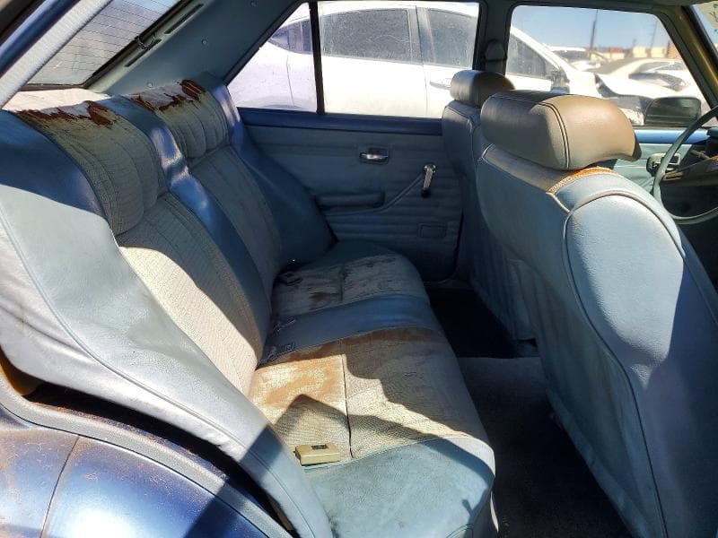 1982 DATSUN B210 DELUXE 10