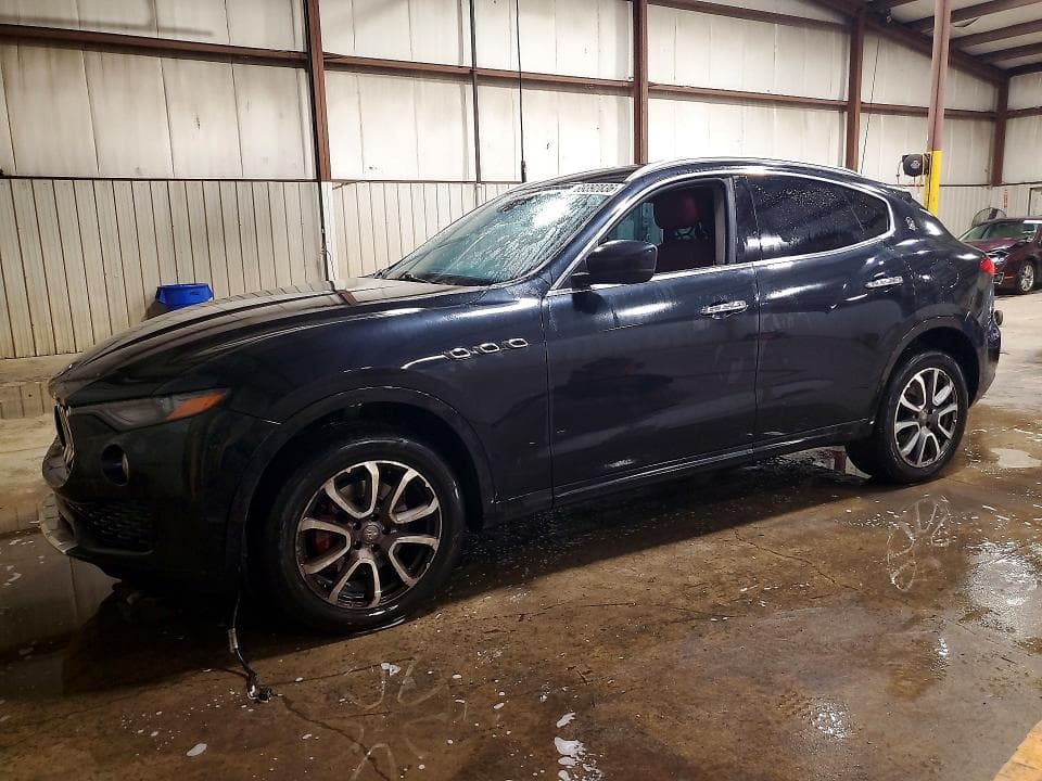 2017 MASERATI LEVANTE LUXURY