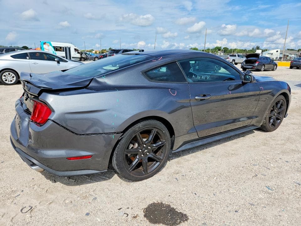 2019 FORD MUSTANG 3
