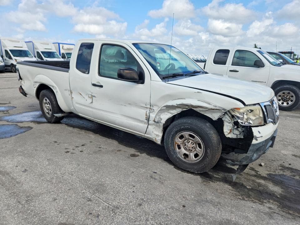 2017 NISSAN FRONTIER S 4