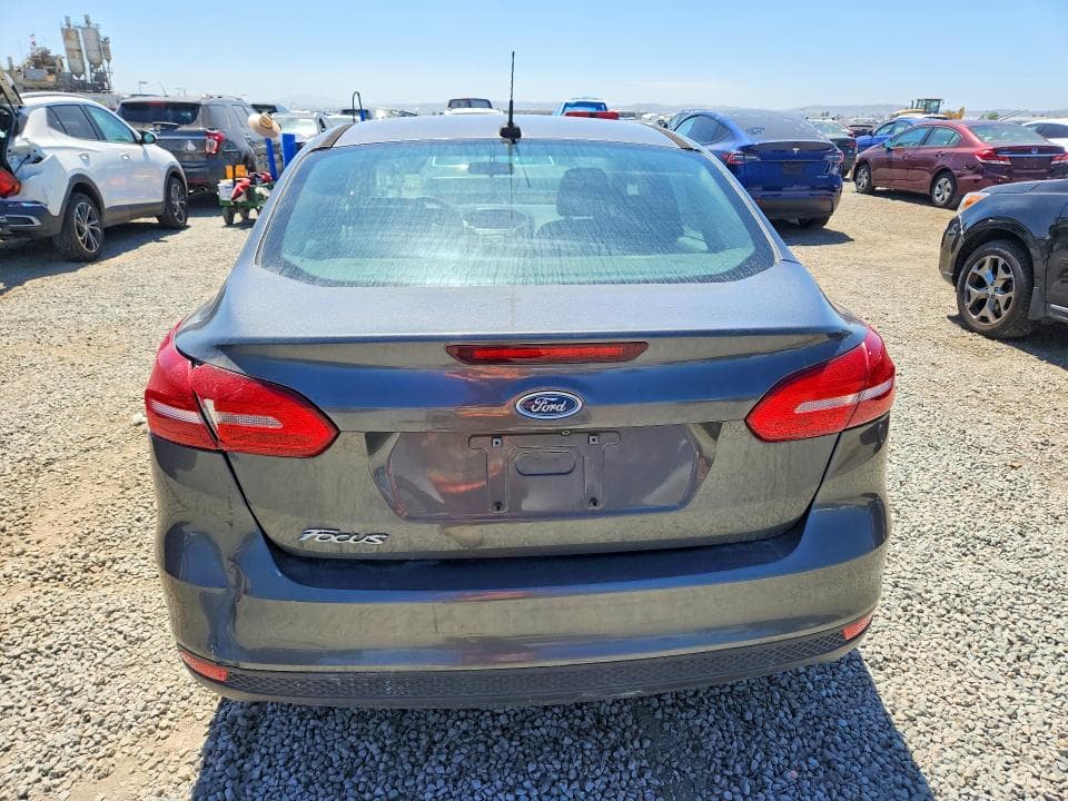 2018 FORD FOCUS S 6