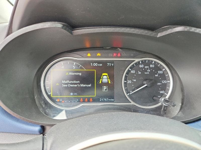 2025 NISSAN VERSA SV 9