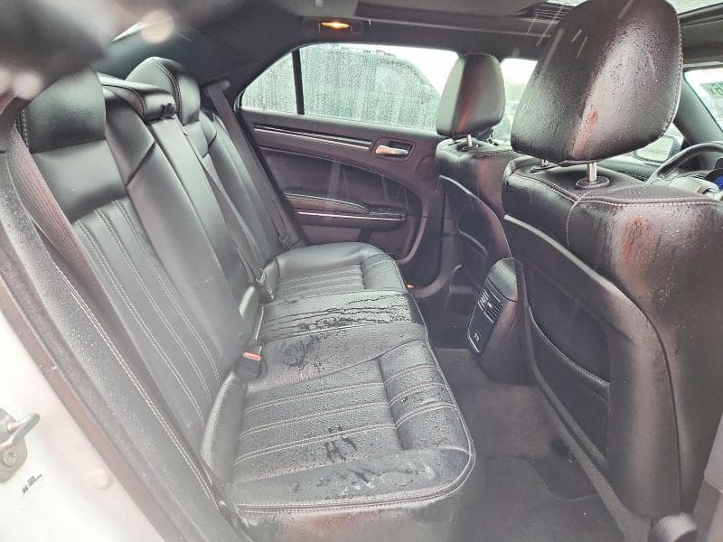 2017 CHRYSLER 300 S 10