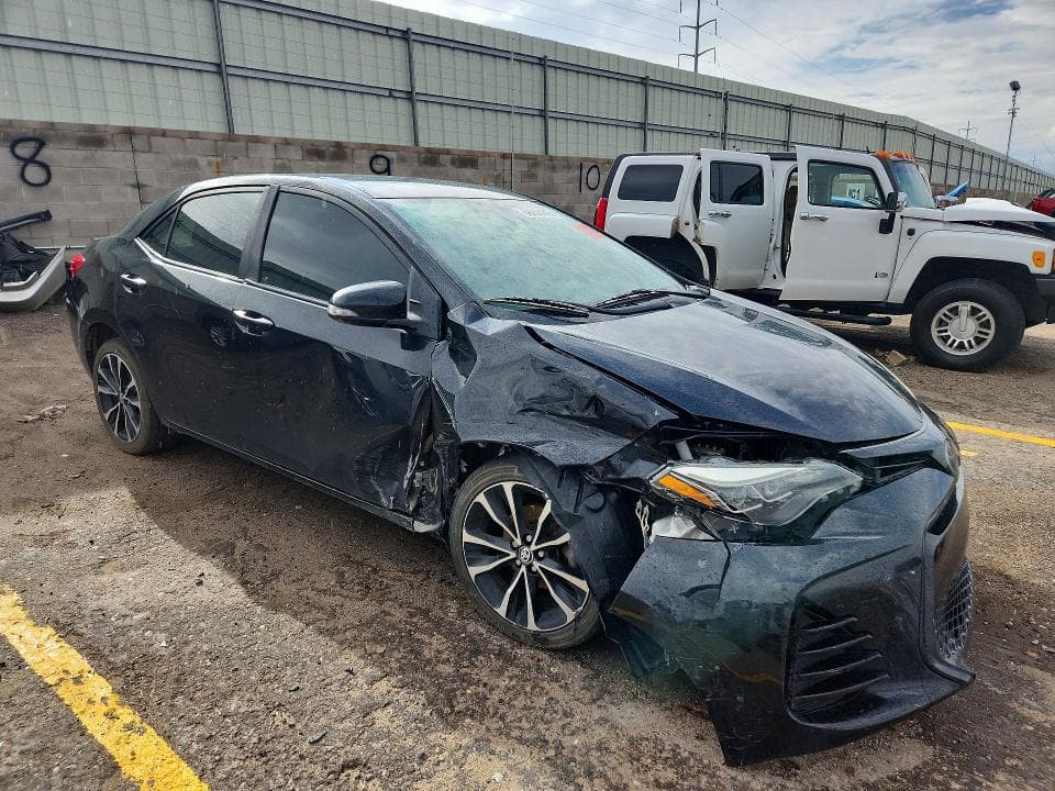 2018 TOYOTA COROLLA SE 4