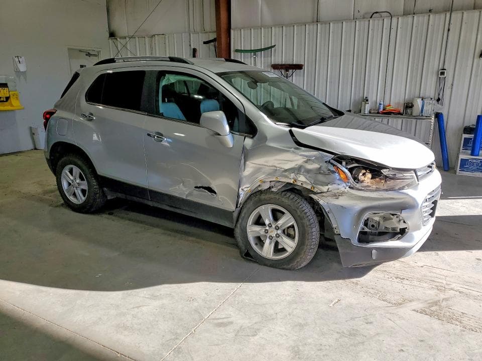 2017 CHEVROLET TRAX 1LT 4