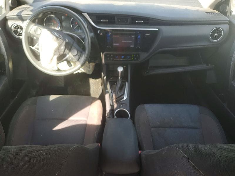 2017 TOYOTA COROLLA LE 8