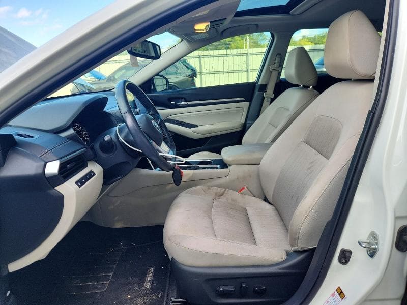 2019 NISSAN ALTIMA SV 7