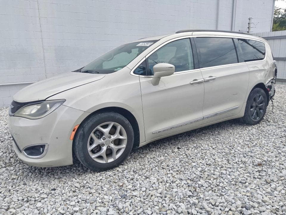 2017 CHRYSLER PACIFICA TOURING L - 1