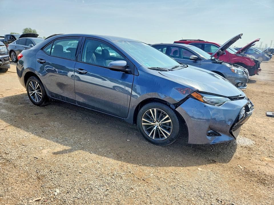 2017 TOYOTA COROLLA LE 4