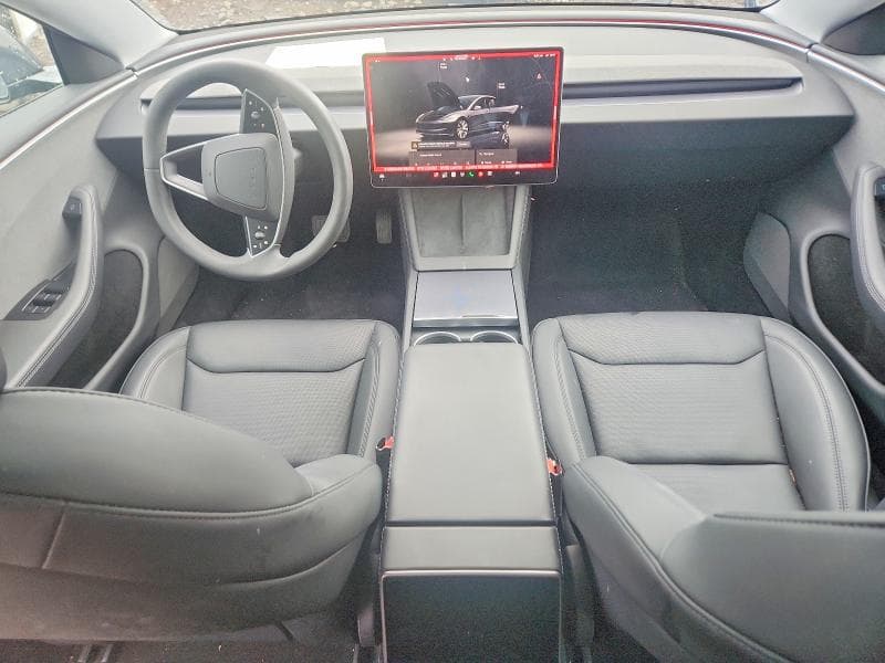 2025 TESLA MODEL 3 8